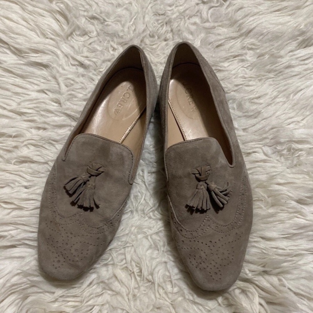 J Crew Womens Georgie Loafers‎ Flats Taupe Suede Wingtip Tassel Almond Toe
Sz 8
